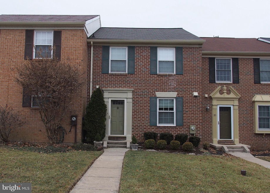 18 Castlehill Ct, Lutherville Timonium, MD 21093 - photo 1