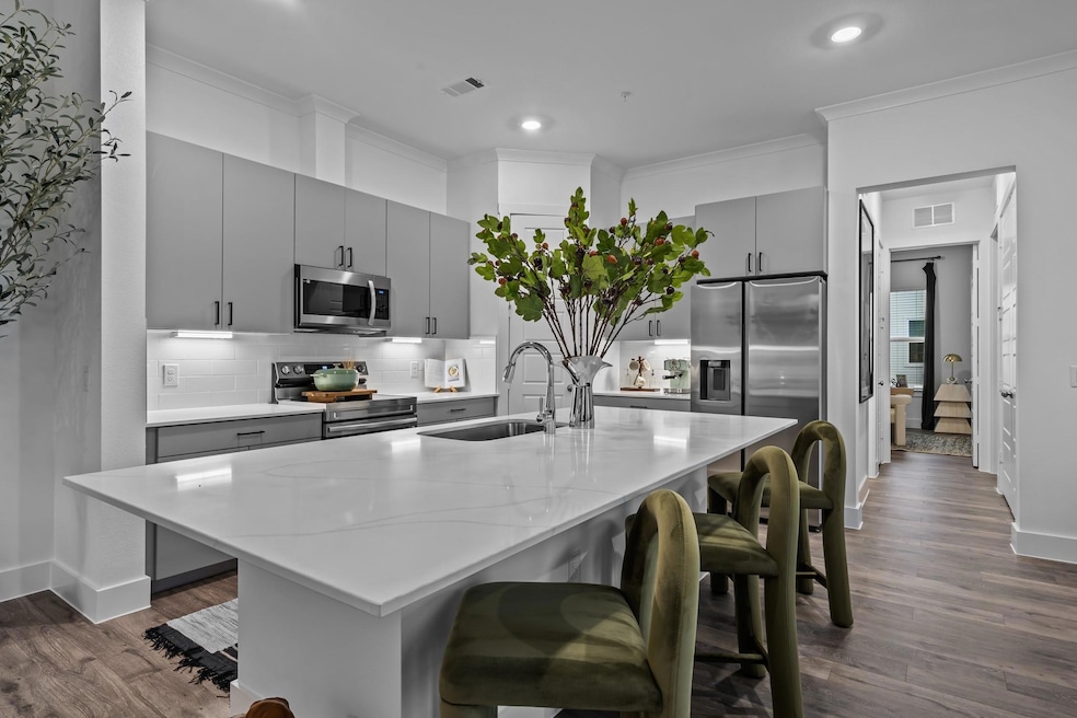 1664 Hillside Terrace unit 2117, Buda, TX 78610 - photo 1