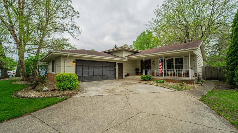 446 N True St, Griffith, IN 46319 - photo 1