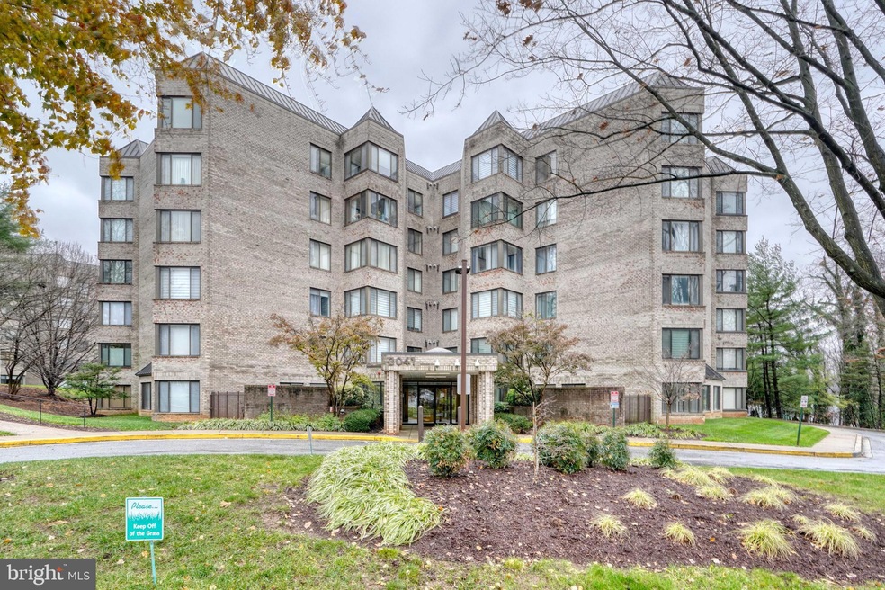 3041 Fallstaff Rd unit 103D, Baltimore, MD 21209 - photo 1