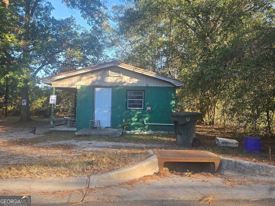 220 Marcus St, Dublin, GA 31021 - photo 1