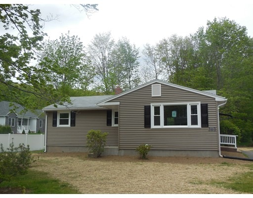 393 Cherry St, Holyoke, MA 01040 - photo 1