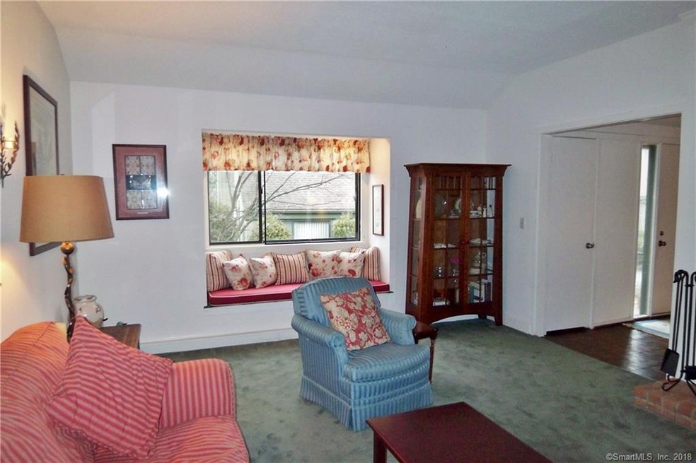 605 Heritage Village unit A, Southbury, CT 06488 - photo 1