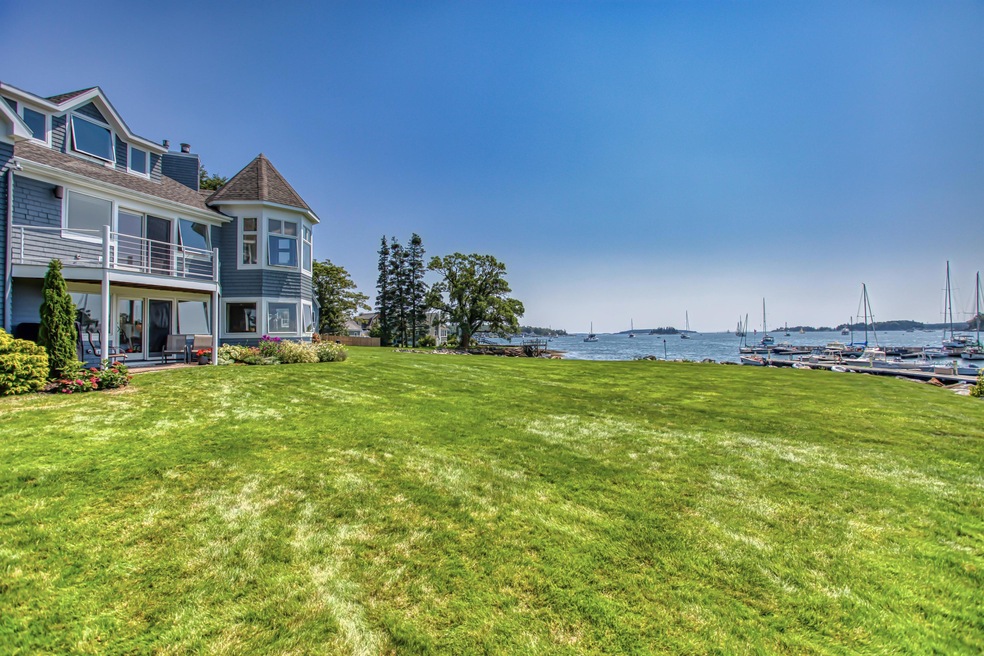 64 McFarland Point Dr unit 18, Boothbay Harbor, ME 04538 - photo 1