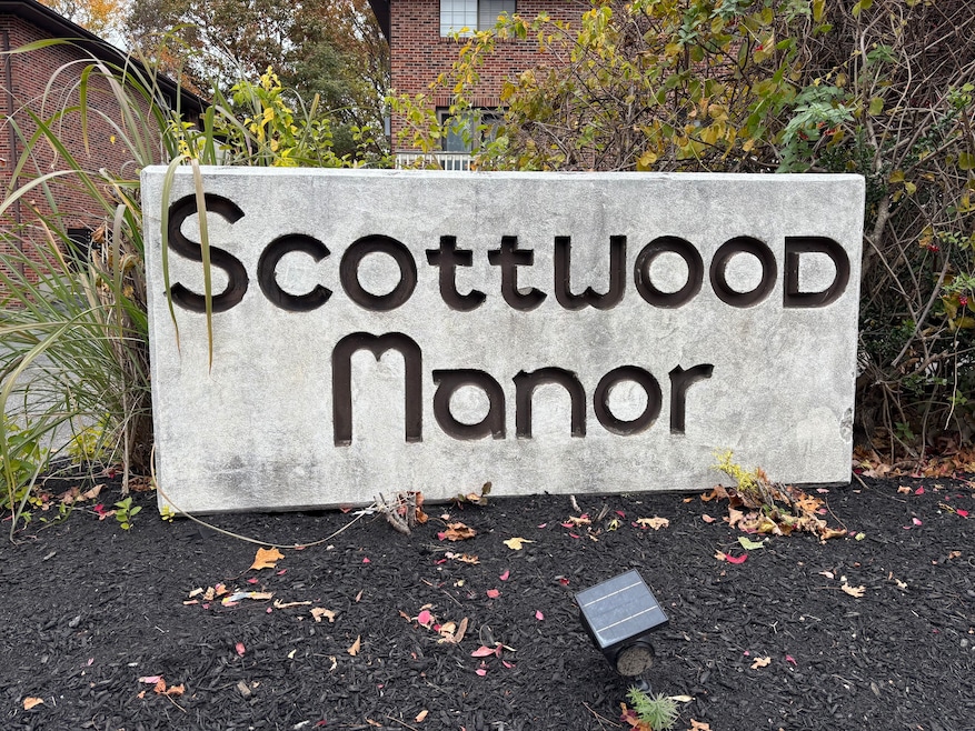 329 Scott Rd unit B8, Waterbury, CT 06705 - photo 1