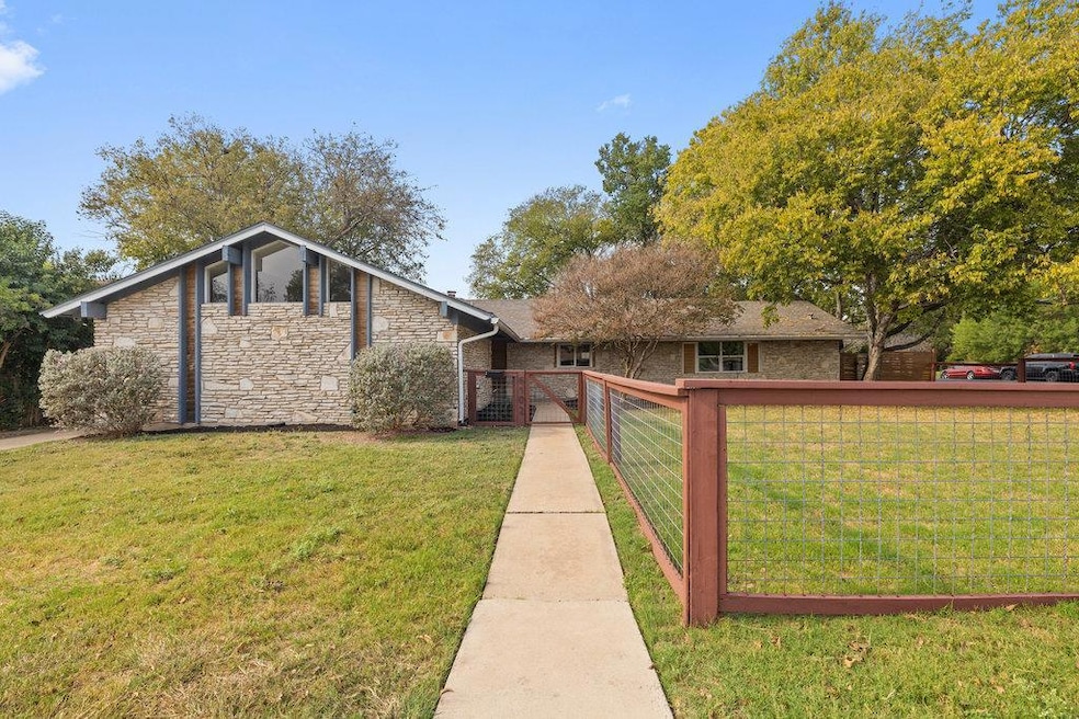 6102 Thames Dr, Austin, TX 78723 - photo 1