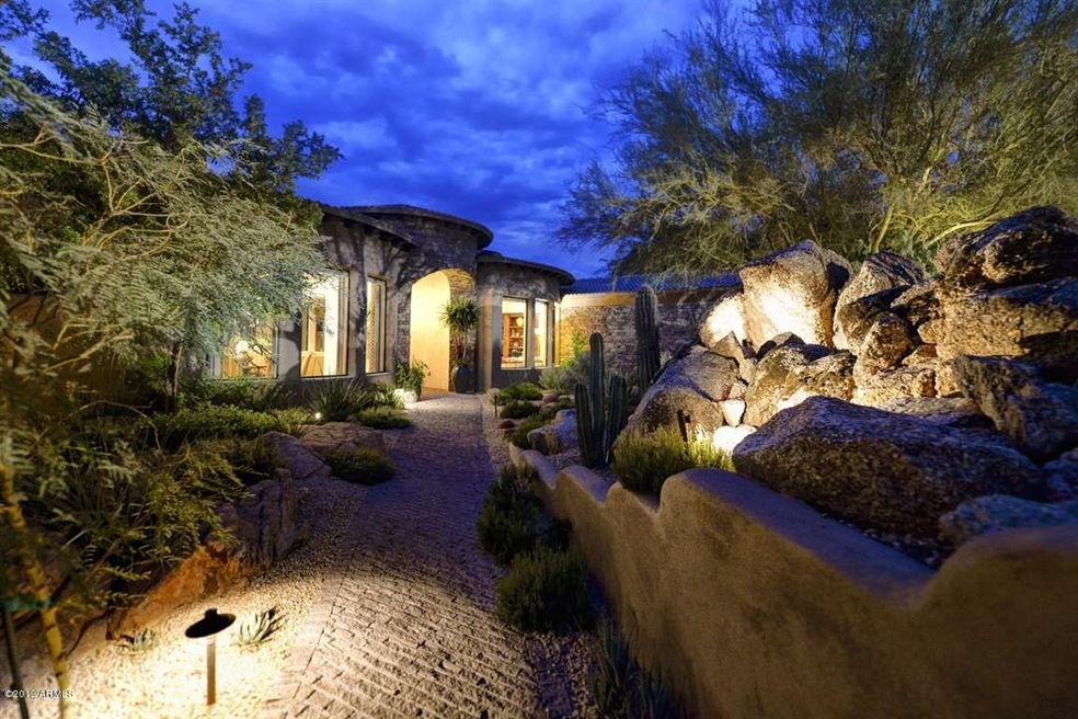 Front_Walkway