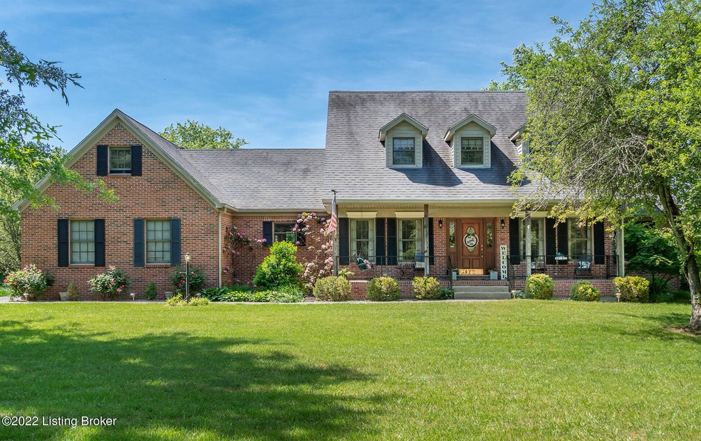 9216 Fairmount Rd, Louisville, KY 40291 - photo 1