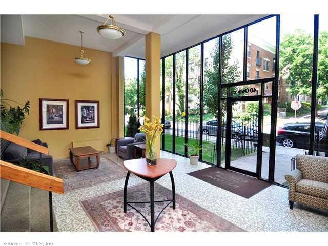 The Webster Condominium unit D10, Hartford, CT 06105 - photo 1