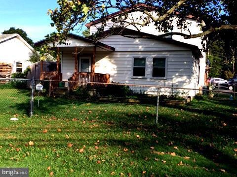 525 Compass Rd E, Baltimore, MD 21220 - photo 1