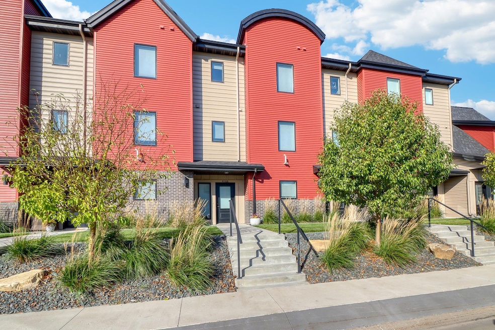 4106 Arthur Dr, Fargo, ND 58104 - photo 1