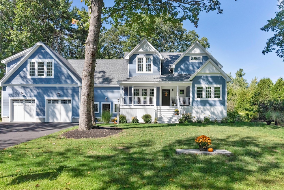 Pending $1,425,000 • Co-Listing Agent