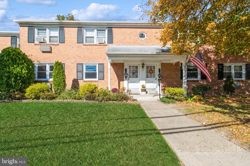 17 B Sunnybrook Rd, Stratford, NJ 08084 MLS NJCD2056918