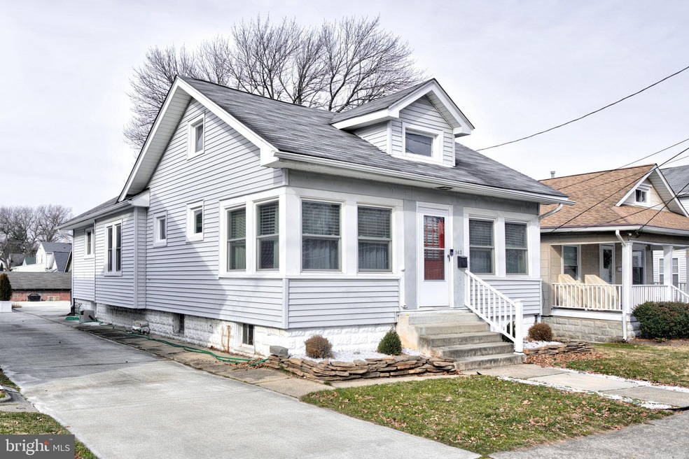 143 E Pine St, Audubon, NJ 08106 - photo 1