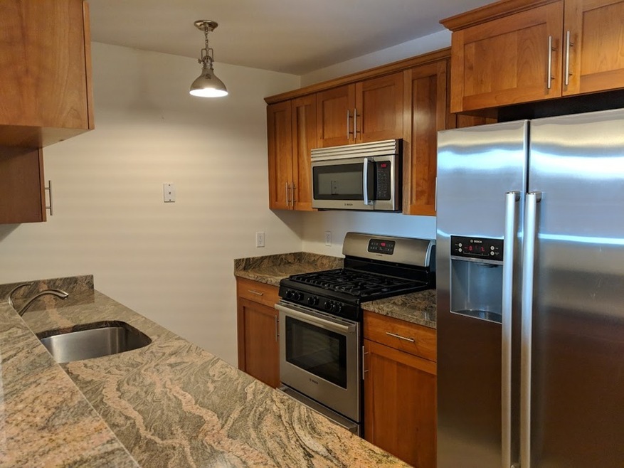 377 Summer St unit 3, Somerville, MA 02144 - photo 1