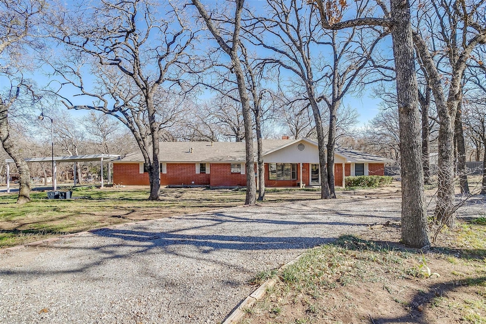 311 Greenwood Cut Off Rd, Weatherford, TX 76088 - photo 1