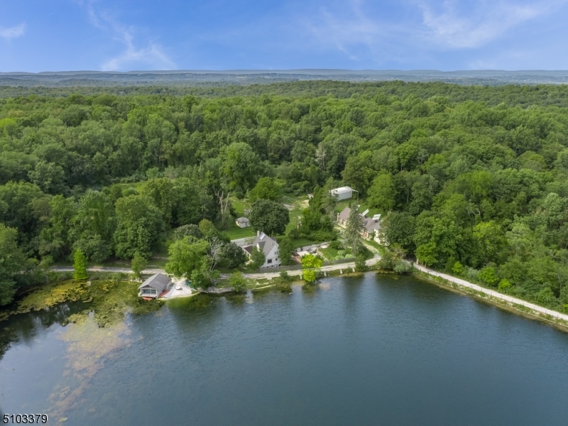 21 Payne Rd, Newton, NJ 07860 - photo 1