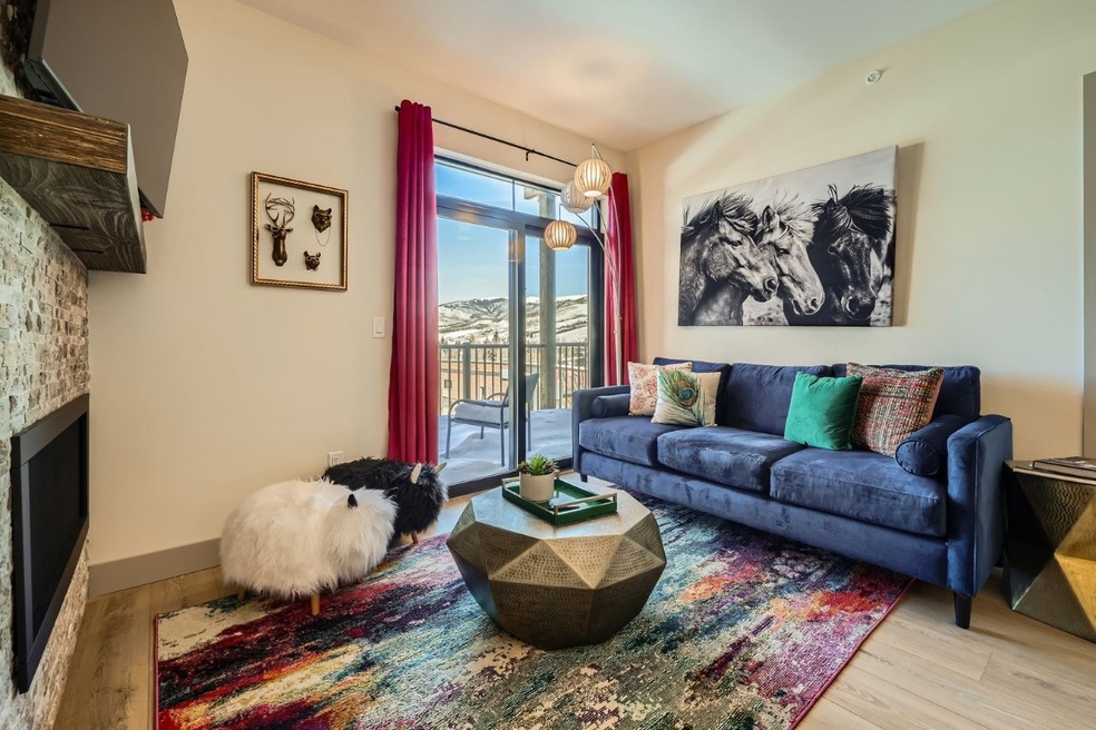 75 W 4th St unit 306, Silverthorne, CO 80498 - photo 1