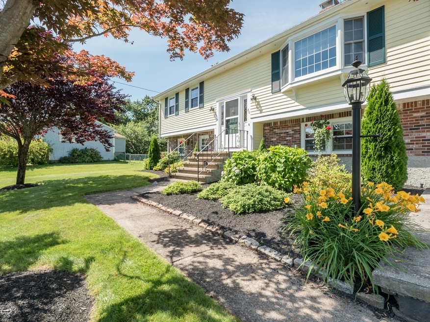 86 Chestnut Cir, Randolph, MA 02368 - photo 1