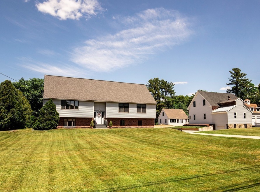 138 Forest Ave, Hudson, MA 01749 - photo 1