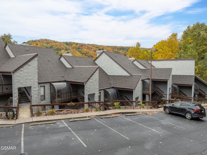 1155 Upper Alpine Way unit 107, Gatlinburg, TN 37738 - photo 1