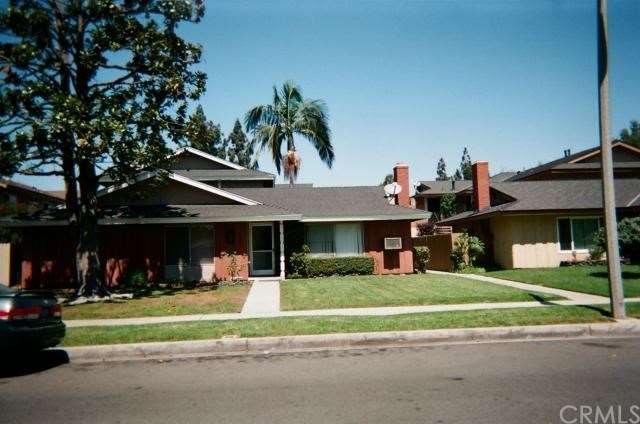 Front of Fourplex