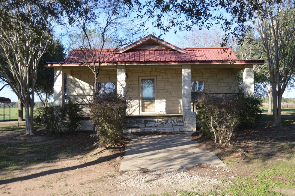 31130 Rochen Rd, Waller, TX 77484 - photo 1