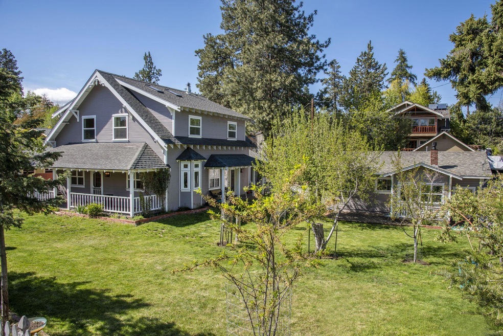 1200 1208 Nw Baltimore Ave, Bend, OR 97703 - photo 1