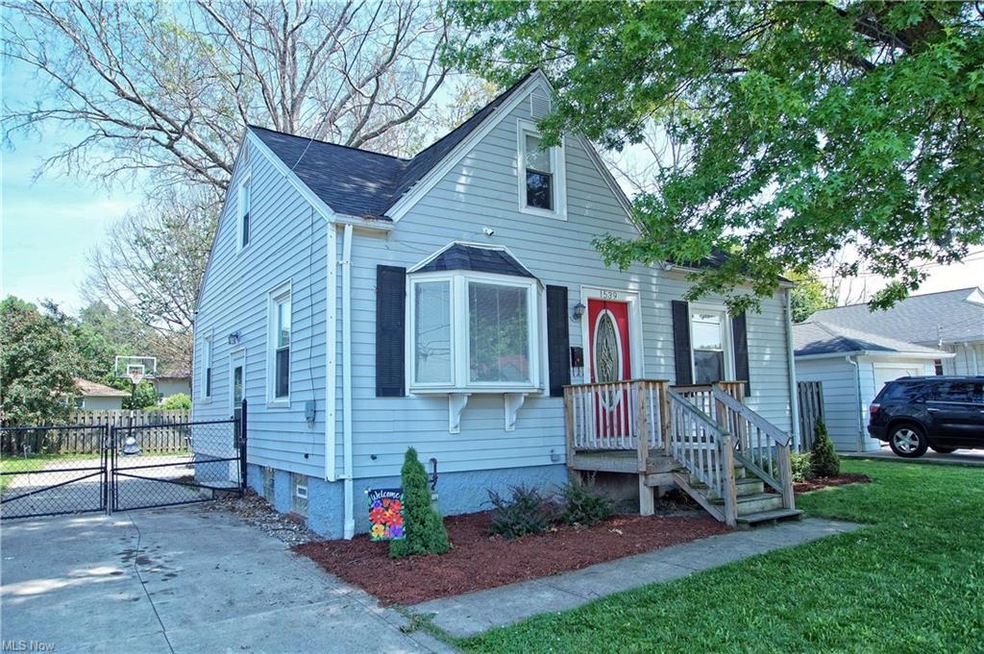 1539 Douglas Rd, Wickliffe, OH 44092 - photo 1