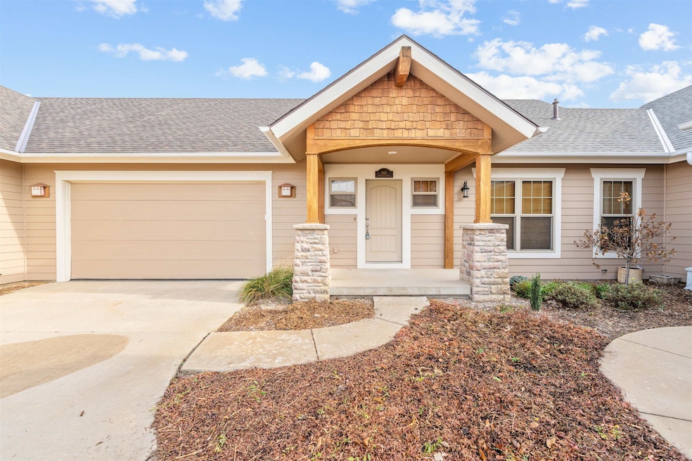 1869 Overlook Dr, Salina, KS 67401 - photo 1