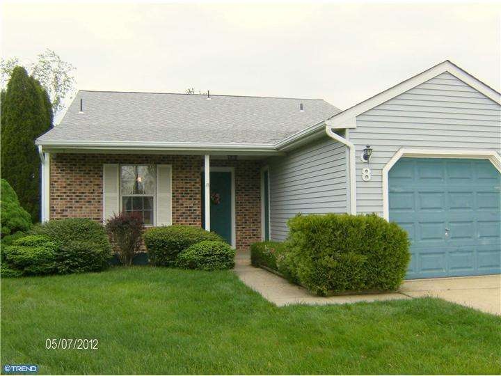 8 Gretna Ct, Mount Laurel, NJ 08054 - photo 1