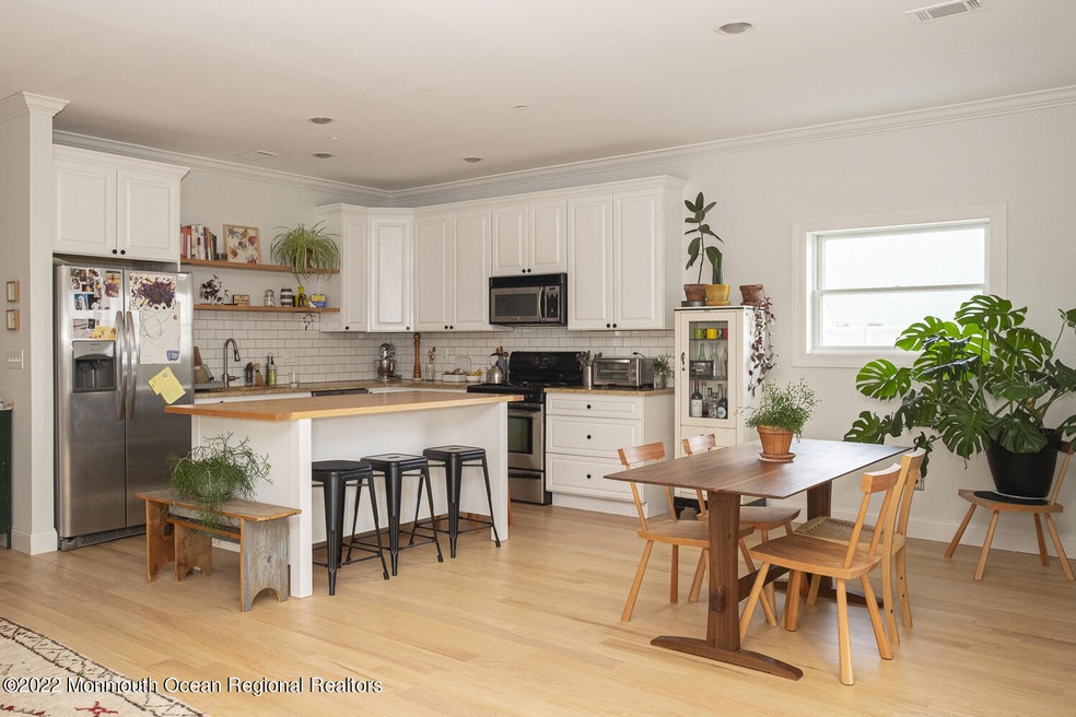 1365E17D-07A3-4763-BC76-2F89CFCA7395