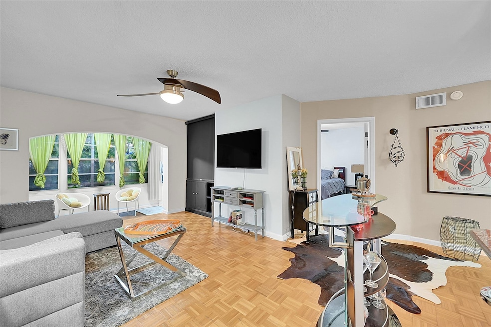 For Rent $1,950/month