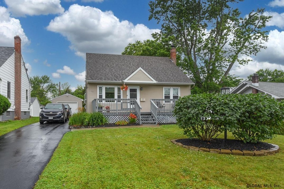 2 Lakeshore Dr, Rensselaer, NY 12144 - photo 1