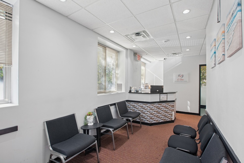 55 Greene Ave unit 2 B, Brooklyn, NY 11238 - photo 1