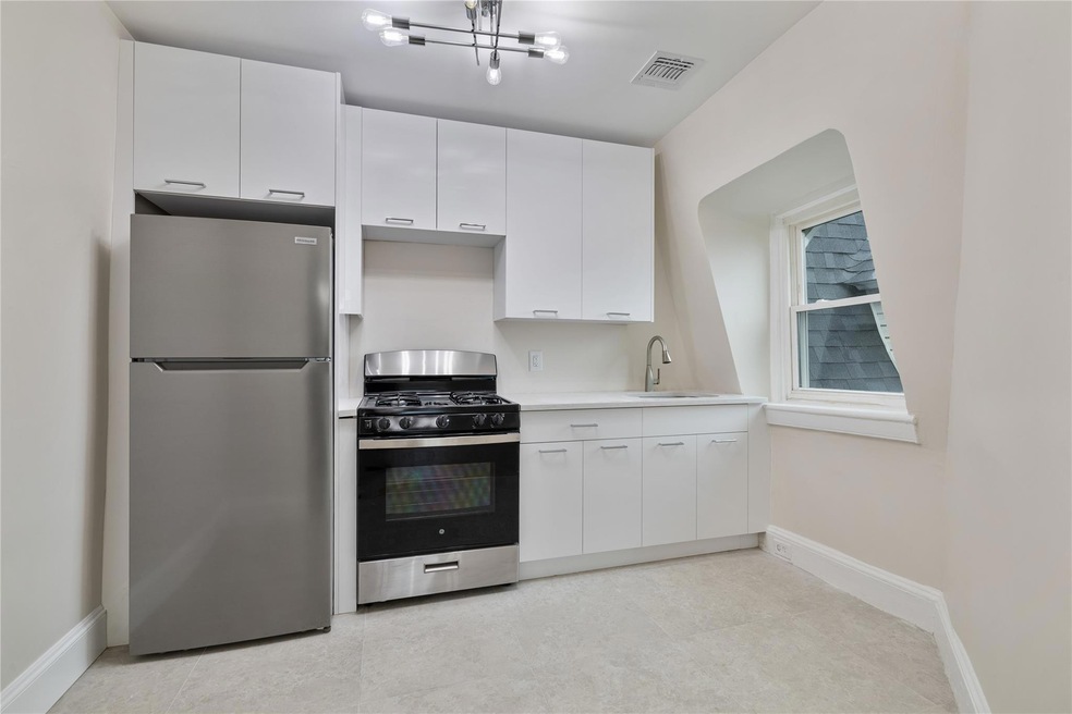 1 Elizabeth Place unit 2 F, Nyack, NY 10960 - photo 1