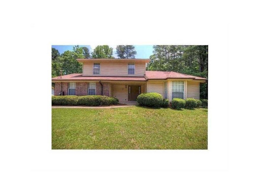 Exterior Front. Large Cul-de-sac Lot