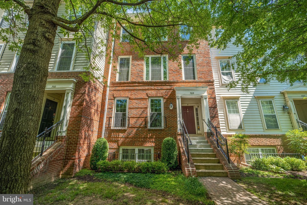 729B Massey Ln unit 100, Alexandria, VA 22314 - photo 1