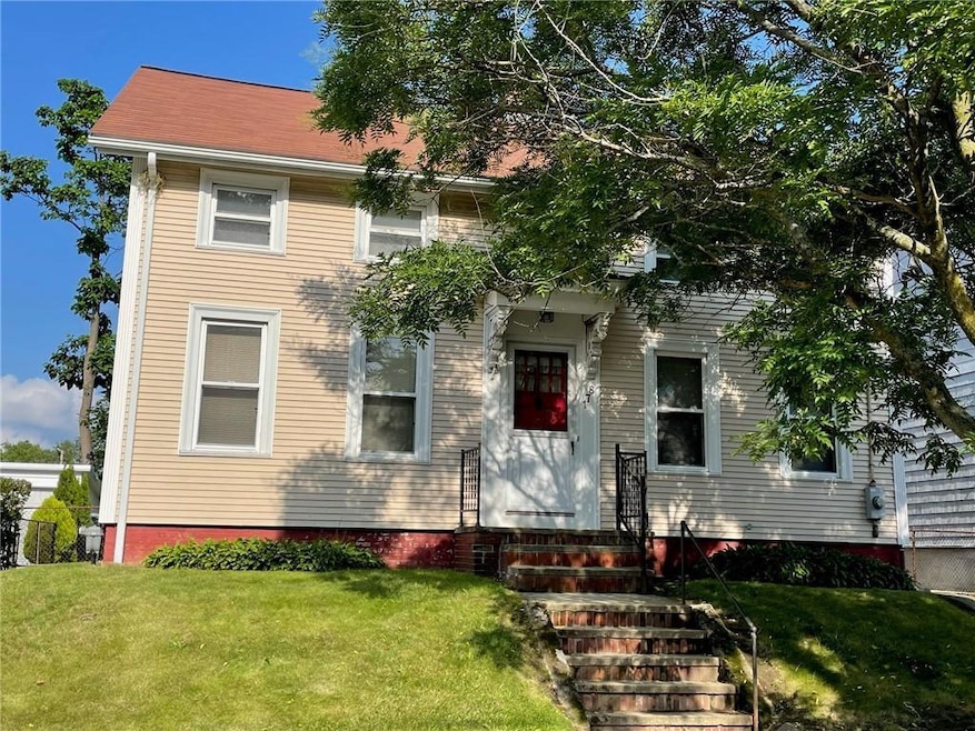 178 West Ave, Pawtucket, RI 02860 - photo 1