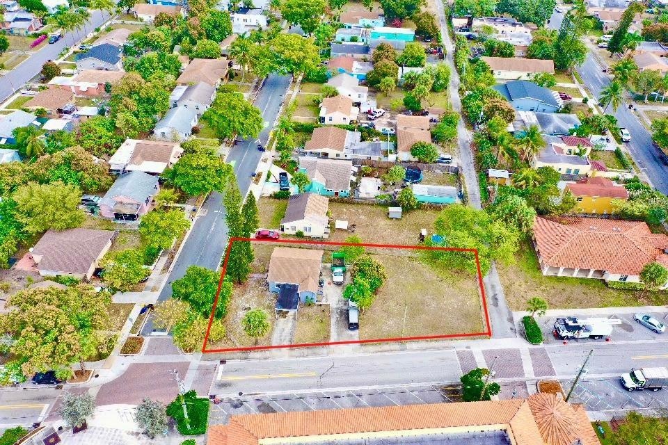 726 40th St, West Palm Beach, FL 33407 - photo 1