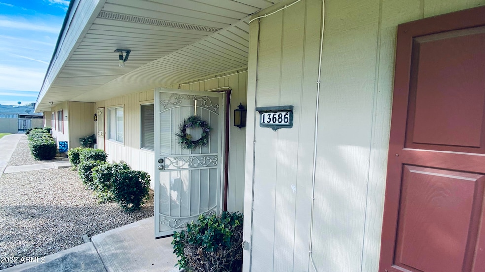 13686 N Newcastle Dr, Sun City, AZ 85351 - photo 1