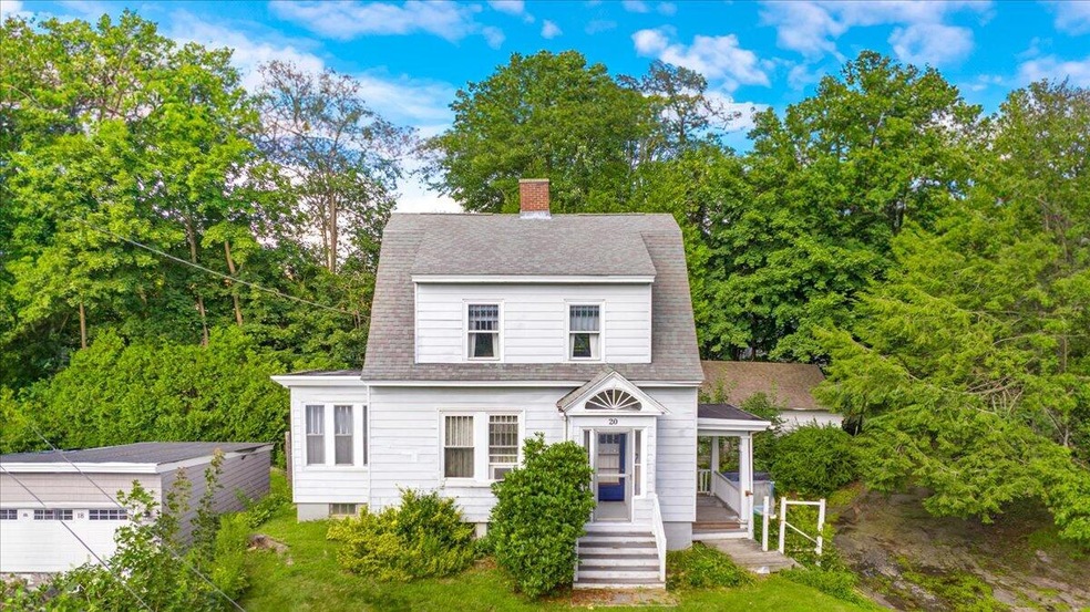 01-20 Fairlawn Ave, Lewiston, ME, 04240-