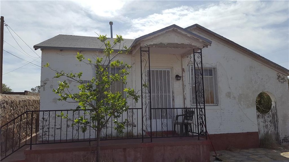 2708 N Copia St, El Paso, TX 79930 - photo 1
