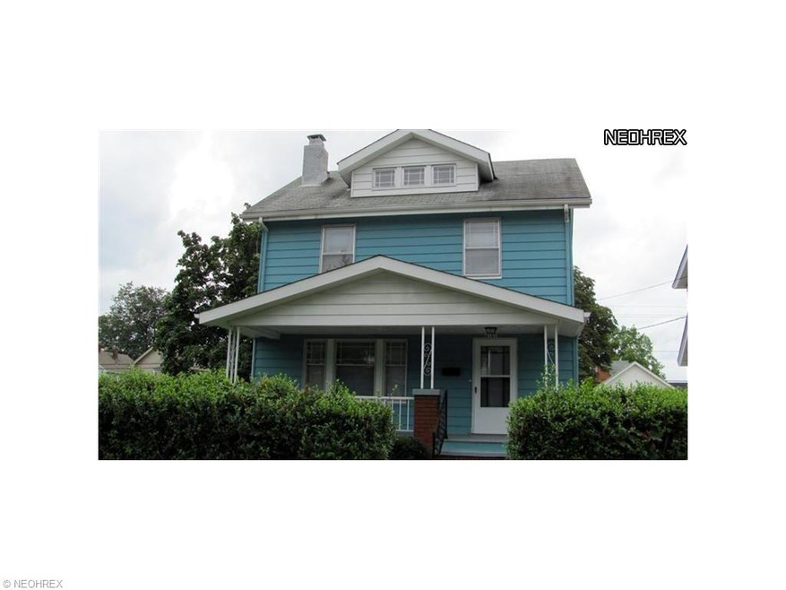 Large Colonial 3 floors