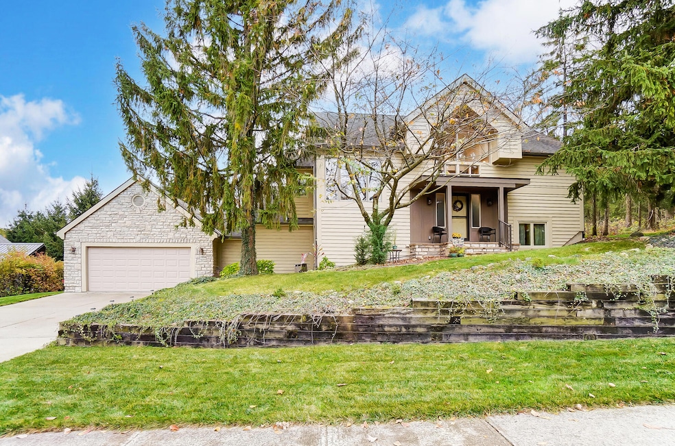 1804 Whispering Pines Lane