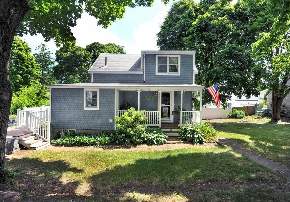 10 Sagamore Rd, North Weymouth, MA 02191 - photo 1