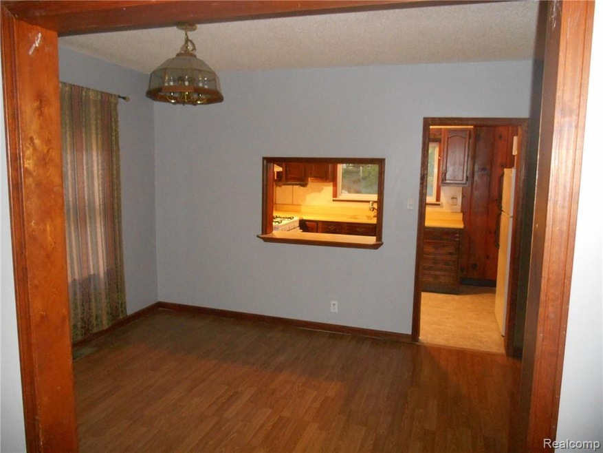 3910 Zimmerman St, Flint, MI 48532 - photo 1