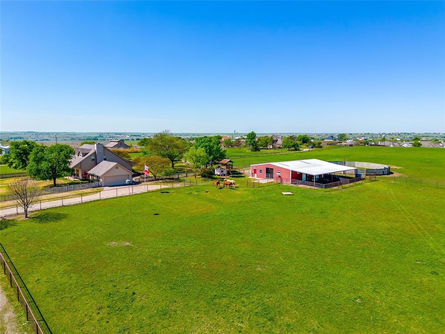 125 Meadow Crest Rd, Fort Worth, TX 76108 - photo 1