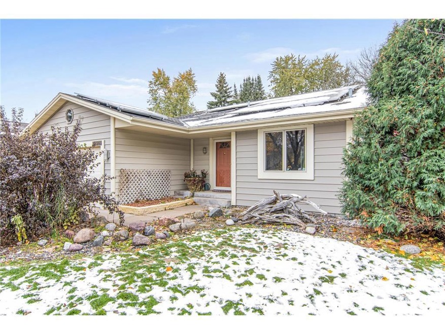 10020 Union Terrace Ln N, Maple Grove, MN 55369 - photo 1