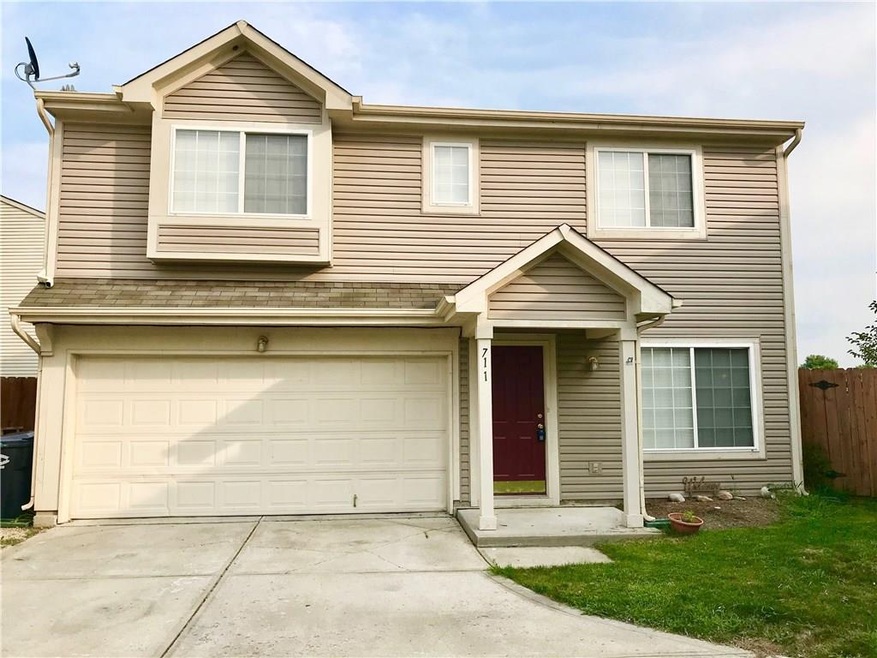 711 Pine Lake Dr, Greenwood, IN 46143 - photo 1